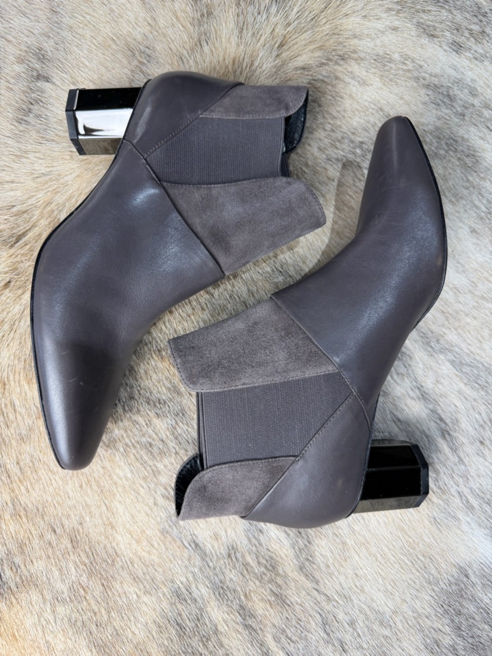 Donald J. Pliner Gray Leather & Suede Ankle Boots Block Heel Size 7.5